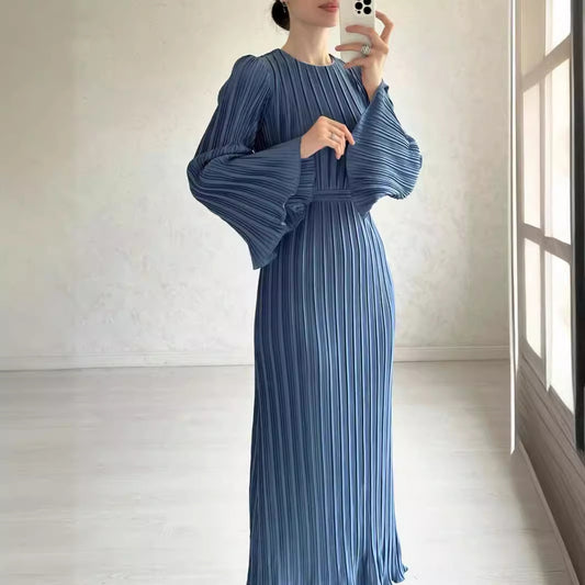 Women's Fashionable Temperament Pleated Bell Sleeve Mid-length Dress