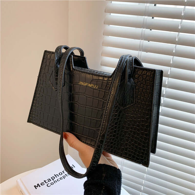 Spring And Summer New Fashion Shoulder Portable Small Square Bag