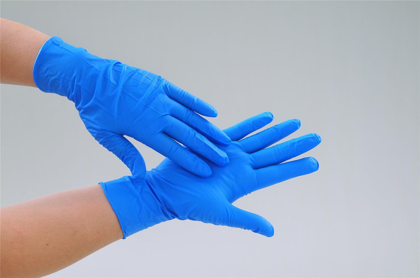 Thick disposable protective gloves