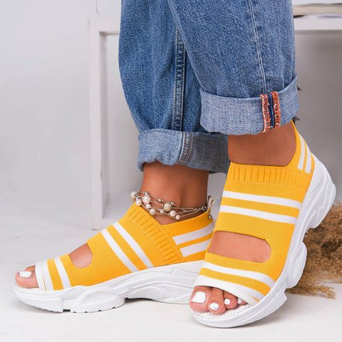 Flying Woven Sandals Women's New Summer Flat-Bottomed Style Comfortable Elastic Thick-Soled Sports Fish Mouth Shoes Large Size Factory