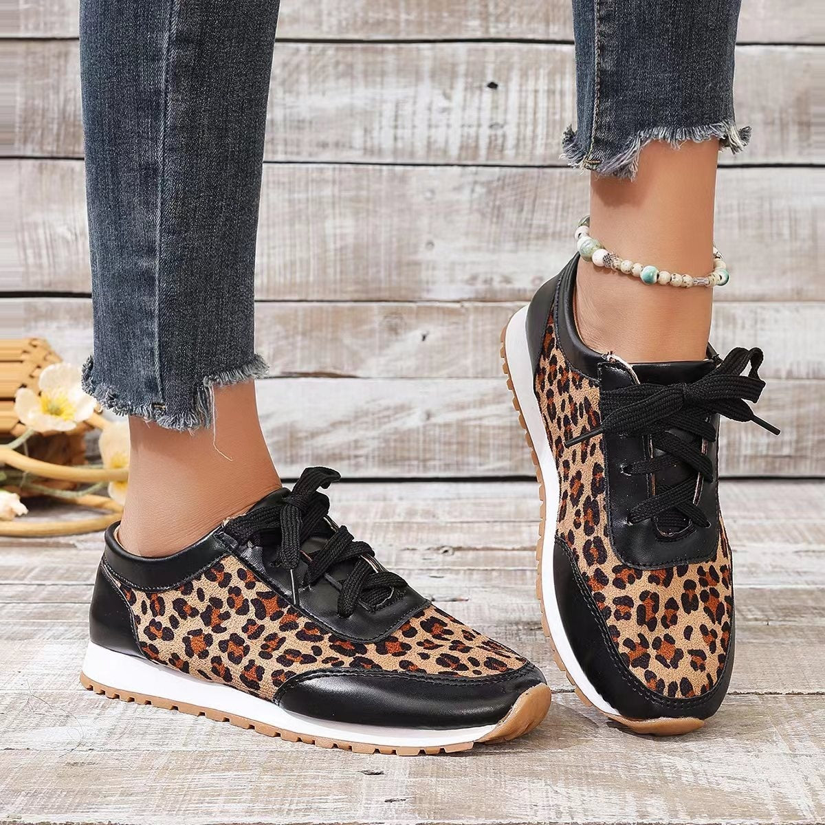 Flat Bottomed Leopard Print Lace Up Casual Sports Shoes