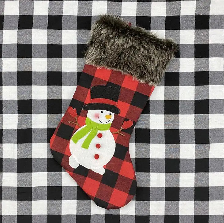 Christmas Stockings Plaid Socks Santa Claus Xmas Stocking Gift Bag Cute Christmas Tree Ornaments Party Christmas Decorations SN