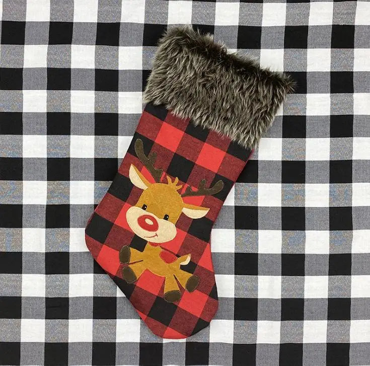 Christmas Stockings Plaid Socks Santa Claus Xmas Stocking Gift Bag Cute Christmas Tree Ornaments Party Christmas Decorations SN