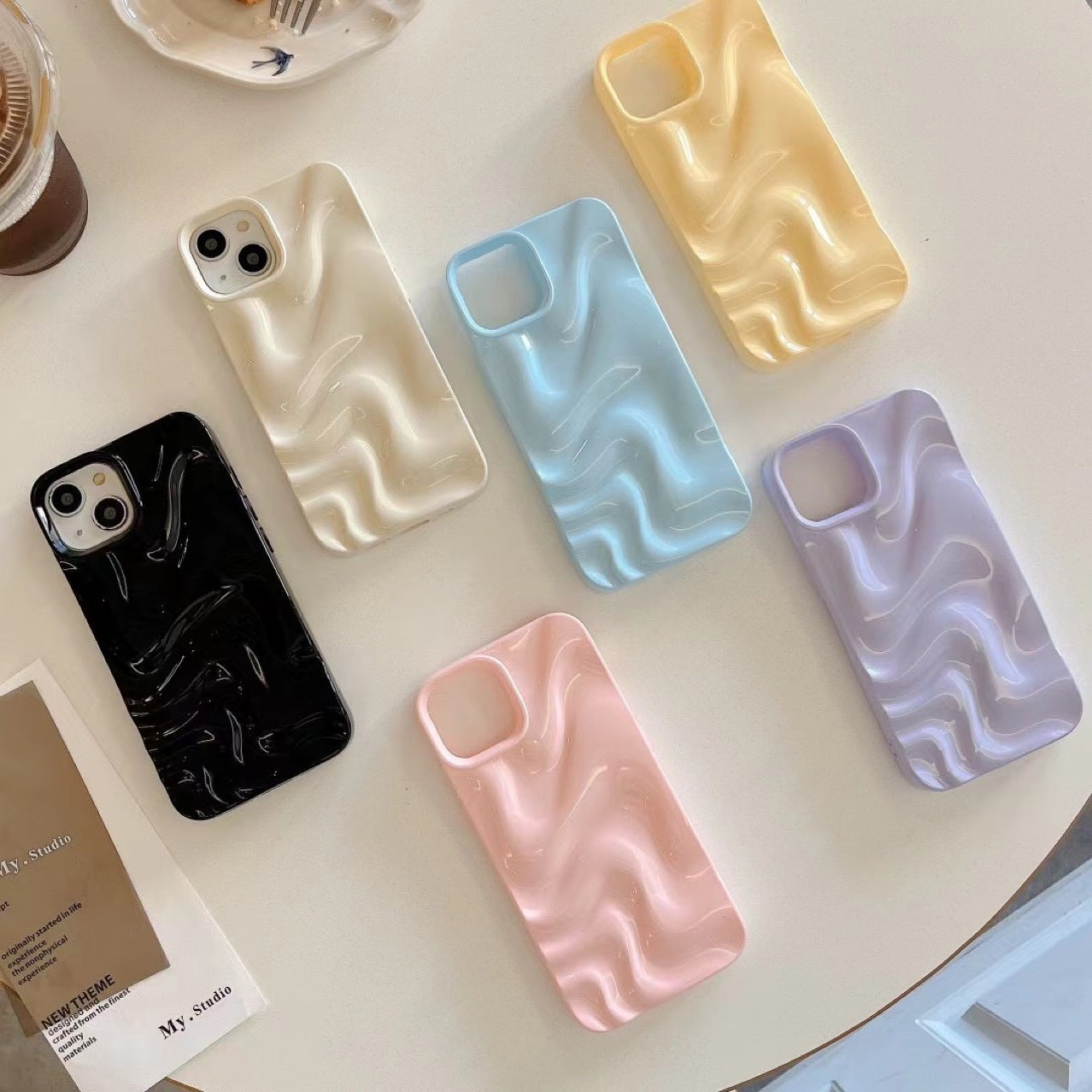 Three-dimensional Pleated Water Ripple Phone Case