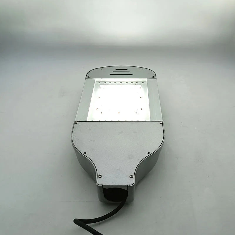 30W Silver led street light 30W led driver inside lamp die-casting aluminum led street light 3 year warranty IP65