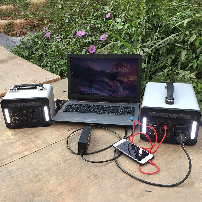 Outdoor Convenient Emergency Mobile Energy Storage Power High Power Inverter Solar Charging Treasure